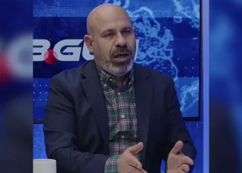 Altay’da istifa eden Umutoğulları, eski başkan Ekmekçioğlu’nu hedef aldı