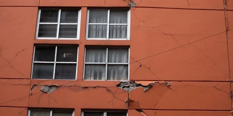Meksika’da 5.8 büyüklüğünde deprem