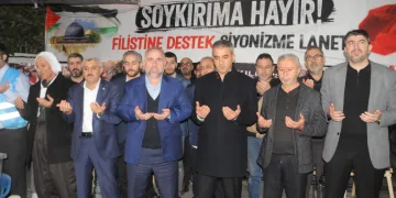 İftar sonrası Filistin’e dua