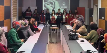 Anne ve anne adayları bilgilendirildi