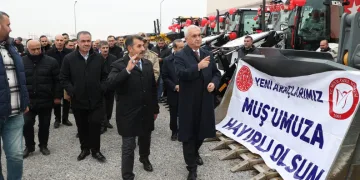 Muş’ta karla mücadele için 9 araç alındı