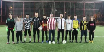 Dostluk maçı eğlenceli geçti