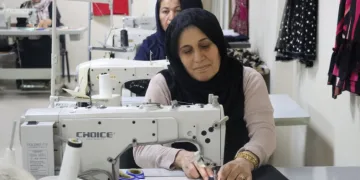 Anneler kursta çocuklar kreşte