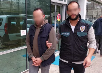 Uyuşturucu ticaretinden tutuklandı
