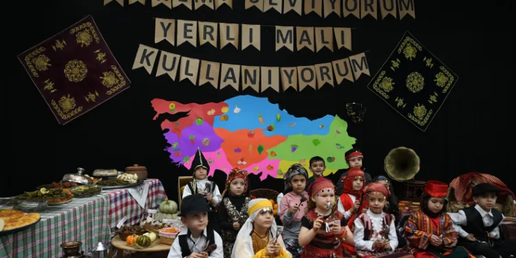Çocuk kulüplerinde yerli malı haftası