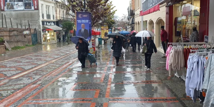 Edirne’de yağan yağmur sevindirdi