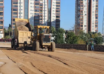 Toroslar’a 2 yeni park ve semt pazarı