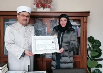 Ukraynalı Stakhovska Müslüman oldu