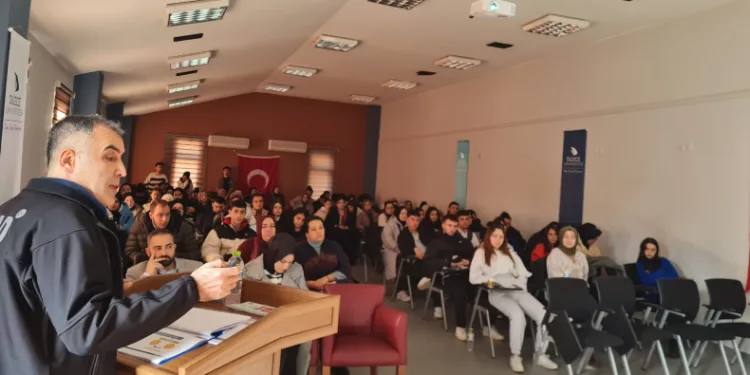 Afetlerle ilgili farkındalık artırıcı eğitim
