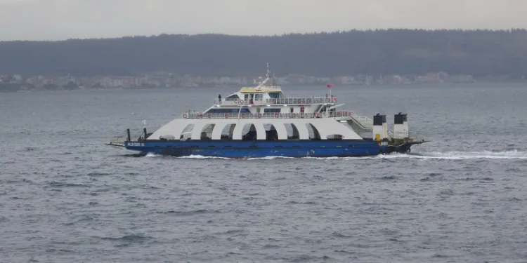 Çanakkale’de feribot sefer iptalleri