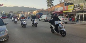 Motokuryenin meslektaşlarından konvoylu tepki