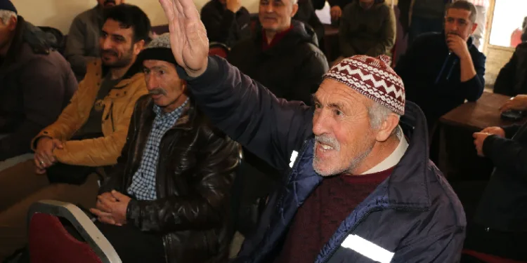 Çiftçi bilgilendirme toplantısı