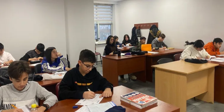 Öğrencilere kurs desteği