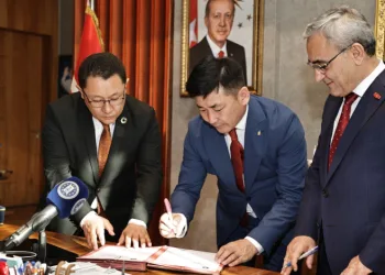 Kütahya, Darkhan kenti ile kardeş şehir oldu