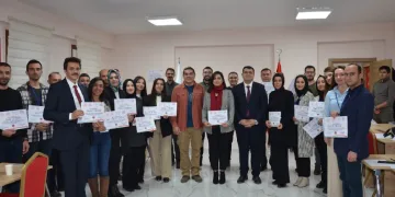 Yazma eğitimi katılımcılarına sertifikaları verildi