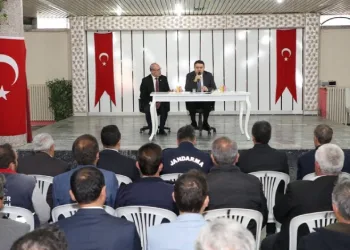 Vali Işın muhtarların taleplerini dinledi