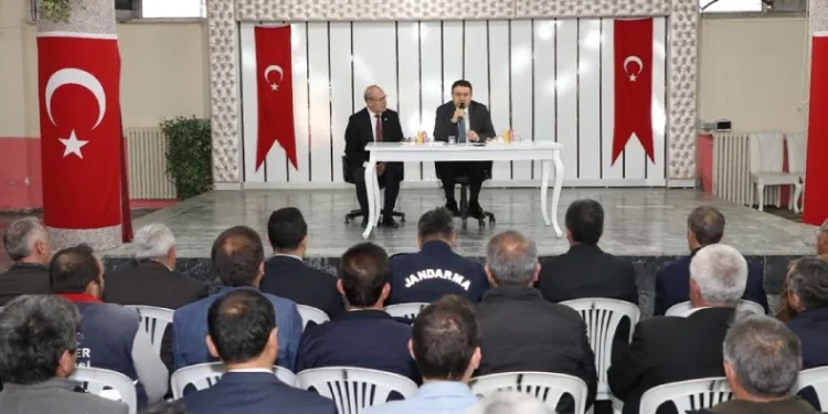 Vali Işın muhtarların taleplerini dinledi
