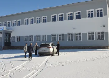 Elmakaya beldesinde 8 sınıflı okul