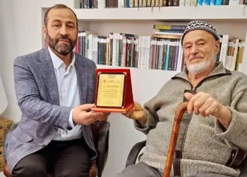 Filistin için bağışta bulundu