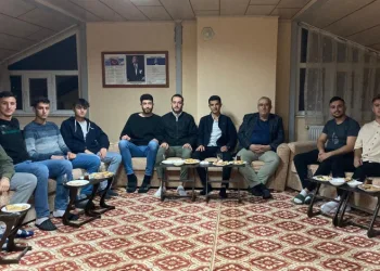 Başkan Arslan gençlerle buluştu