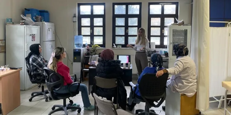Anne adaylarına yenidoğan eğitimi