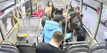 Hamile kadını şoför hastaneye yetiştirdi