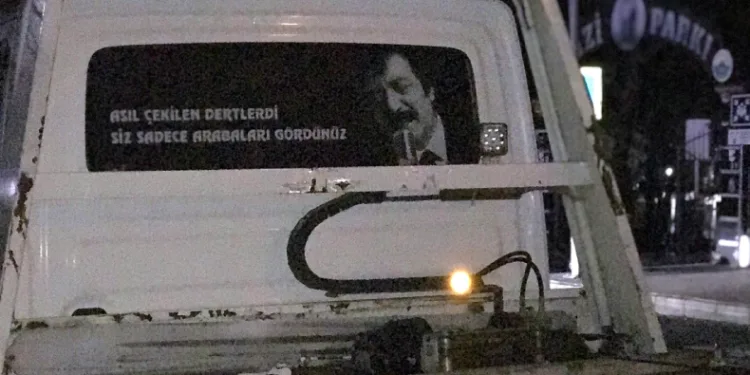 İlginç araba arkası yazıları