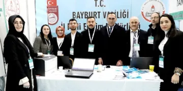 Bayburtlu öğretmenler kariyer fuarında