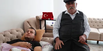 “74 torunum var, 5’i cephede”