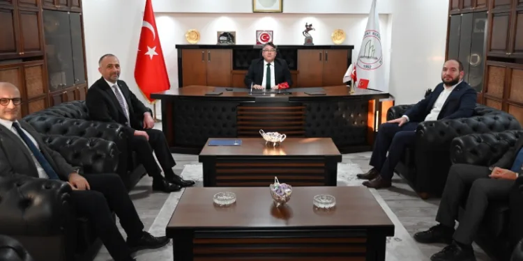 Başkanlardan Rektör Özölçer’e ziyaret