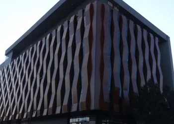 100. yılın 100. kütüphanesi