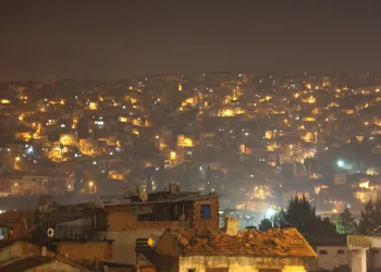 İzmir’de hava kirliliği hayatı olumsuz etkiliyor