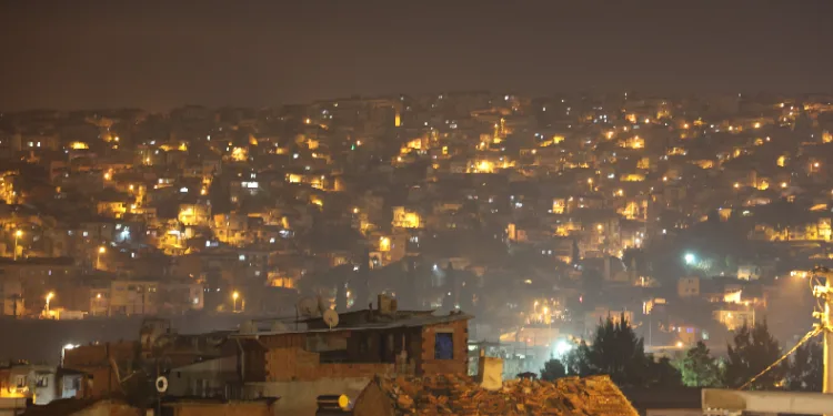 İzmir’de hava kirliliği hayatı olumsuz etkiliyor