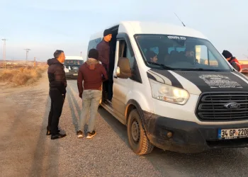 Ahlat’ta öğrenci servisleri denetlendi