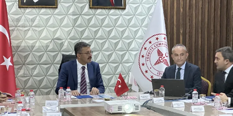 Hakkari’de yılda 1 milyon 557 bin muayene
