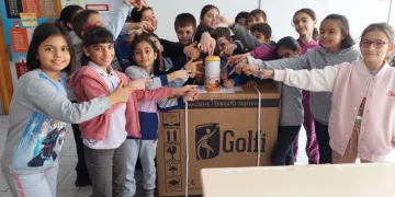 Öğrencilerden anlamlı destek