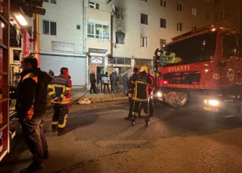 Kayseri’de yangın: 4 kişi dumandan etkilendi