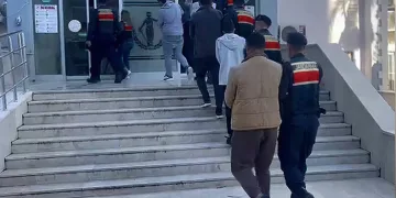 Mersin’de fuhuş ve insan ticareti operasyonu