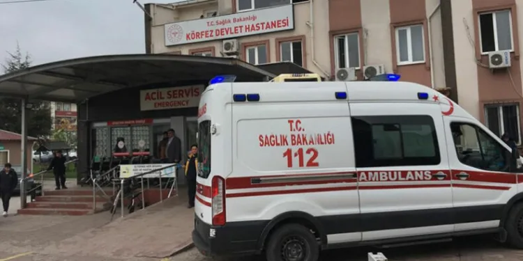 Bebeğini yıkarken sara nöbeti geçirdi: Bebek yoğun bakımda