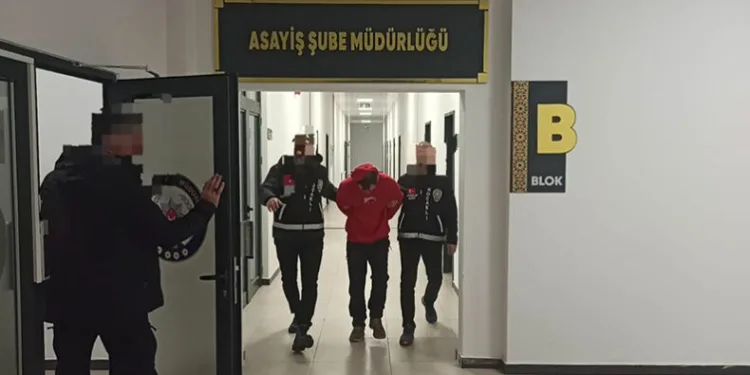 41 bin TL ve tabanca çaldı, Eskişehir’de yakalandı