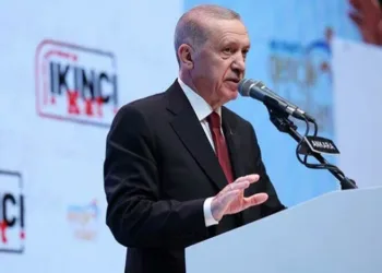 “Teröristle aynı dili konuşan o şekilde muamele görür”