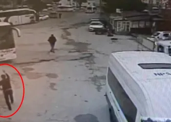 Feci kaza: Otobüs şoförü tartıştığı muavinini ezdi