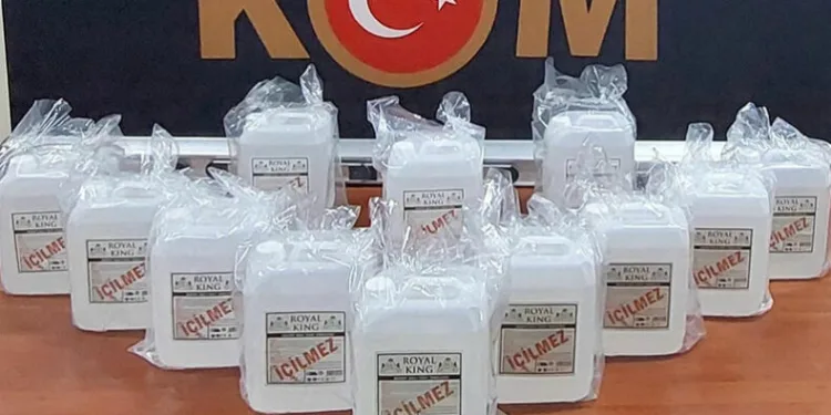 60 litre etil alkolle yakalandı, bahanesi yılbaşına hazırlık oldu