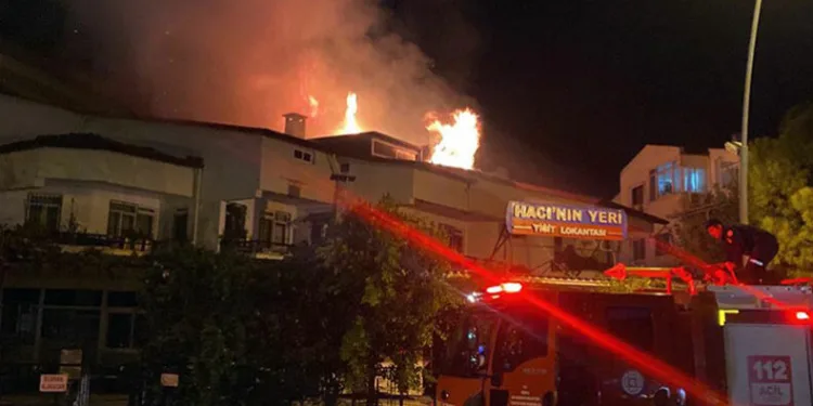 Marmaris’te korkutan yangın