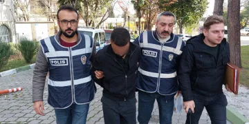 Kuyumcudan altın çalıp kaçan hırsız yakalandı