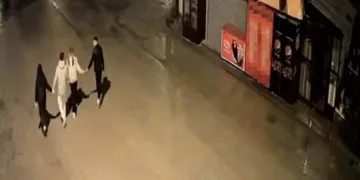 Sevgililer el ele hırsızlık yaptı