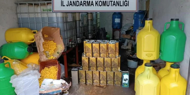 Sahte zeytinyağı imalathanesine baskın