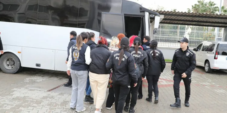 Yasadışı bahis operasyonuna 13 tutuklama
