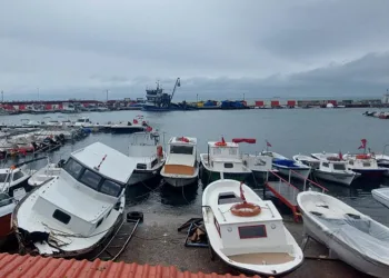 Marmara’da deniz ulaşımına poyraz engeli