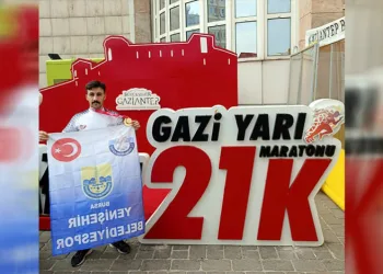 Yenişehir Belediyespor başarıya doymuyor